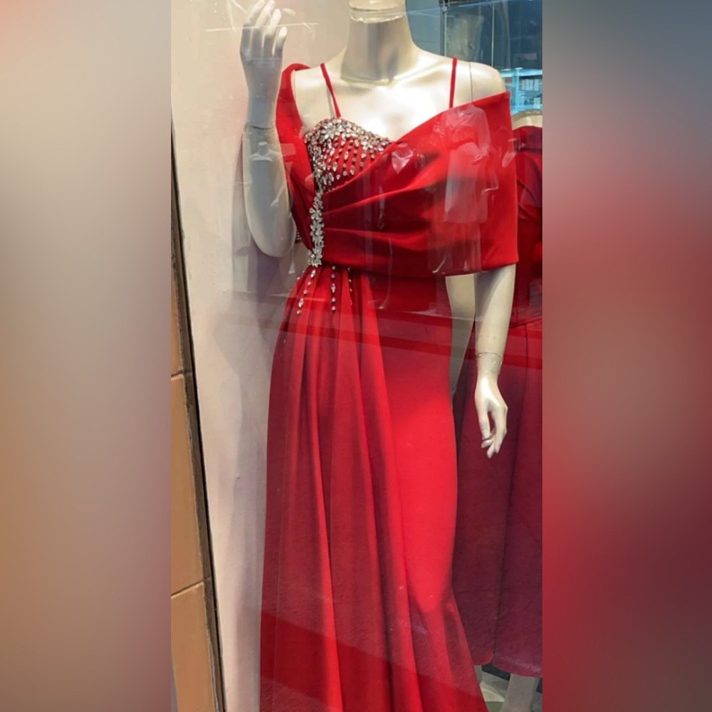 Elegant Red Evening Gown